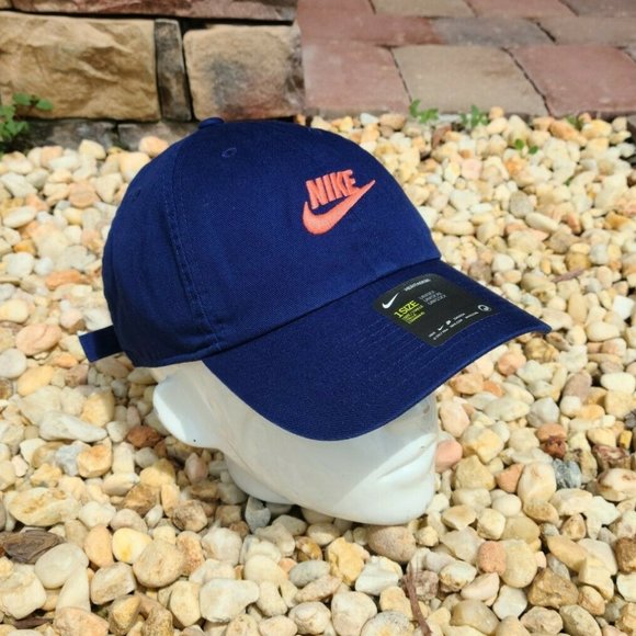 nike heritage 86 essential swoosh